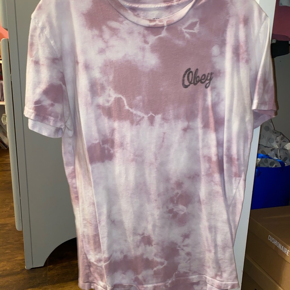 Obey Tee